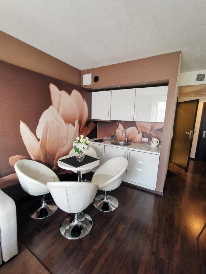 Apartament Prywatny Salon Z Aneksem Kuchennym I Sypialnia W Hotelu Diva Kołobrzeg Exteriör bild