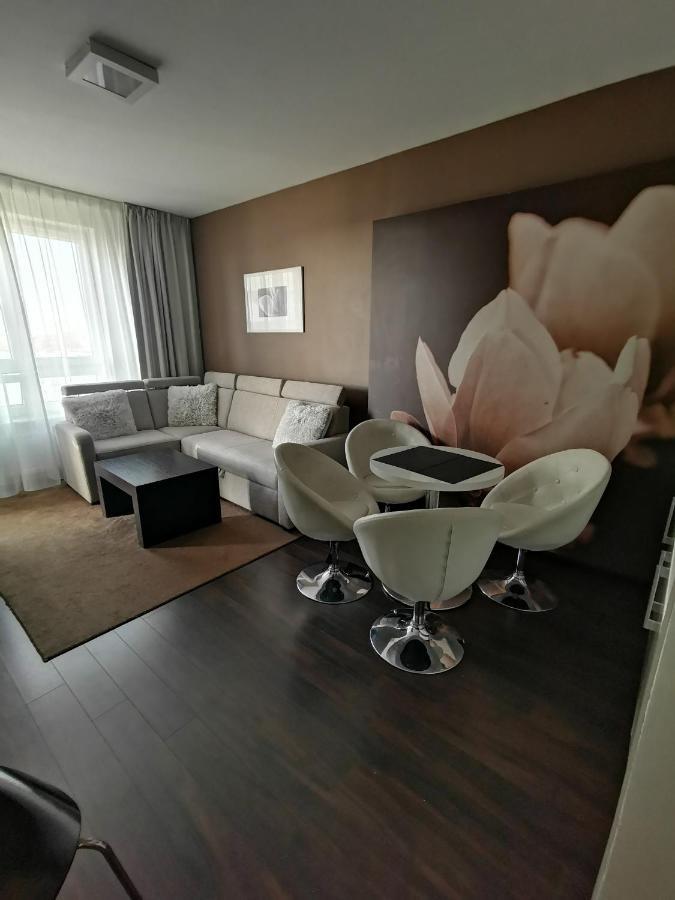Apartament Prywatny Salon Z Aneksem Kuchennym I Sypialnia W Hotelu Diva Kołobrzeg Exteriör bild