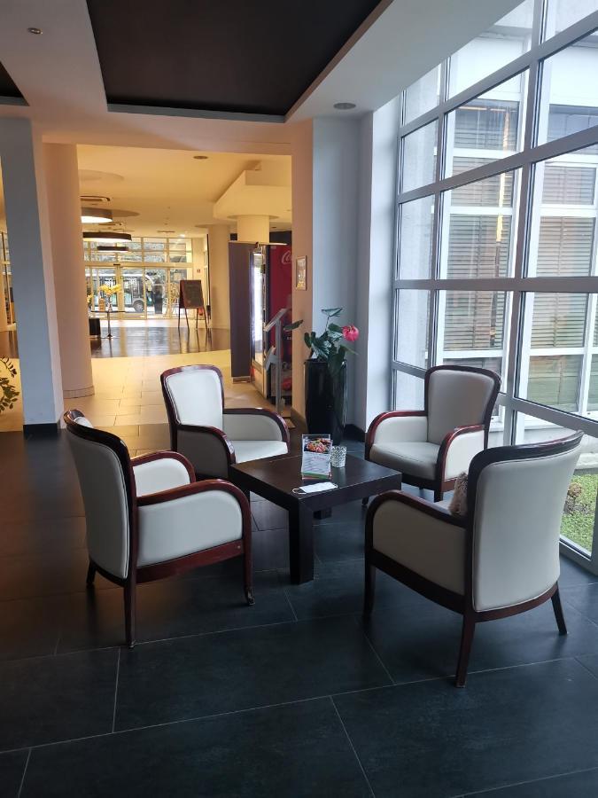Apartament Prywatny Salon Z Aneksem Kuchennym I Sypialnia W Hotelu Diva Kołobrzeg Exteriör bild