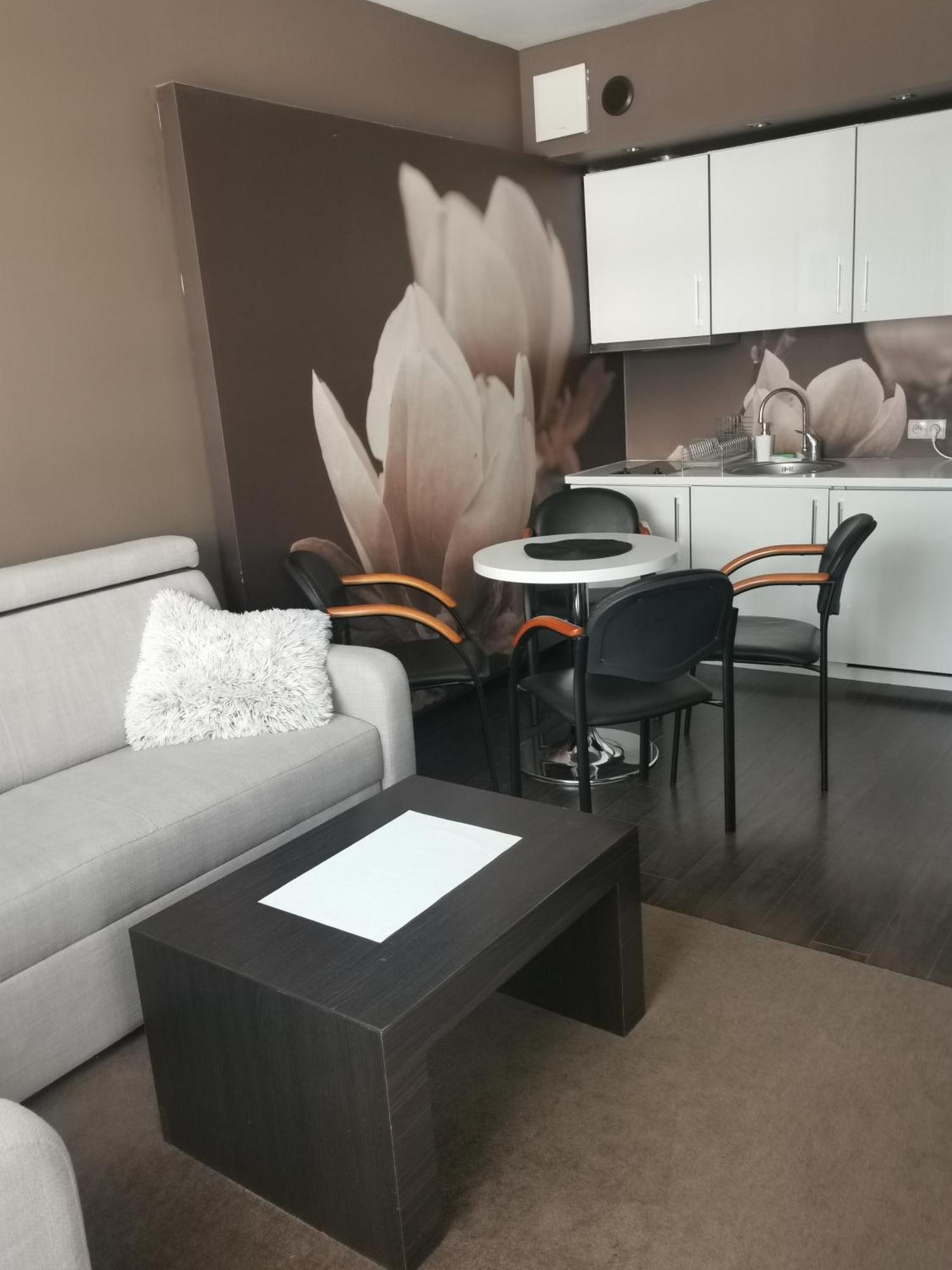 Apartament Prywatny Salon Z Aneksem Kuchennym I Sypialnia W Hotelu Diva Kołobrzeg Rum bild